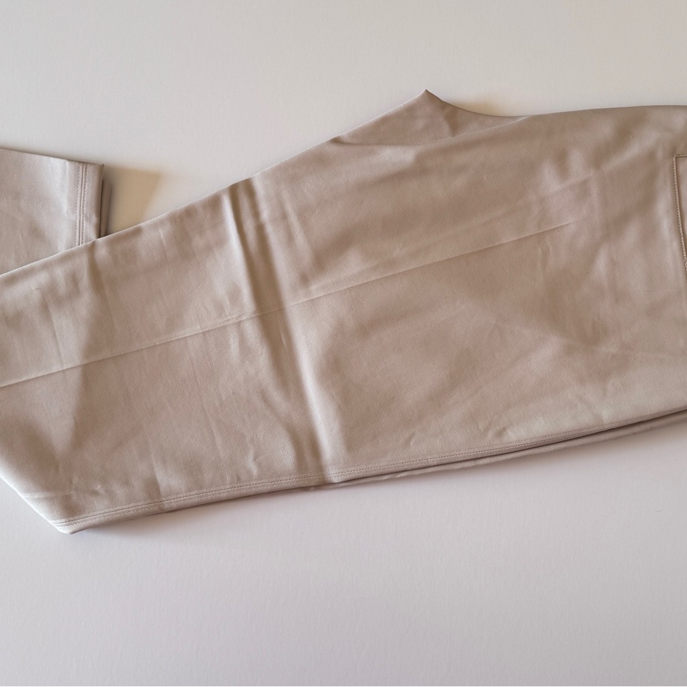 CLUB MONACO New With Tag Tapered Flex Ankle ALI Pant Size 10